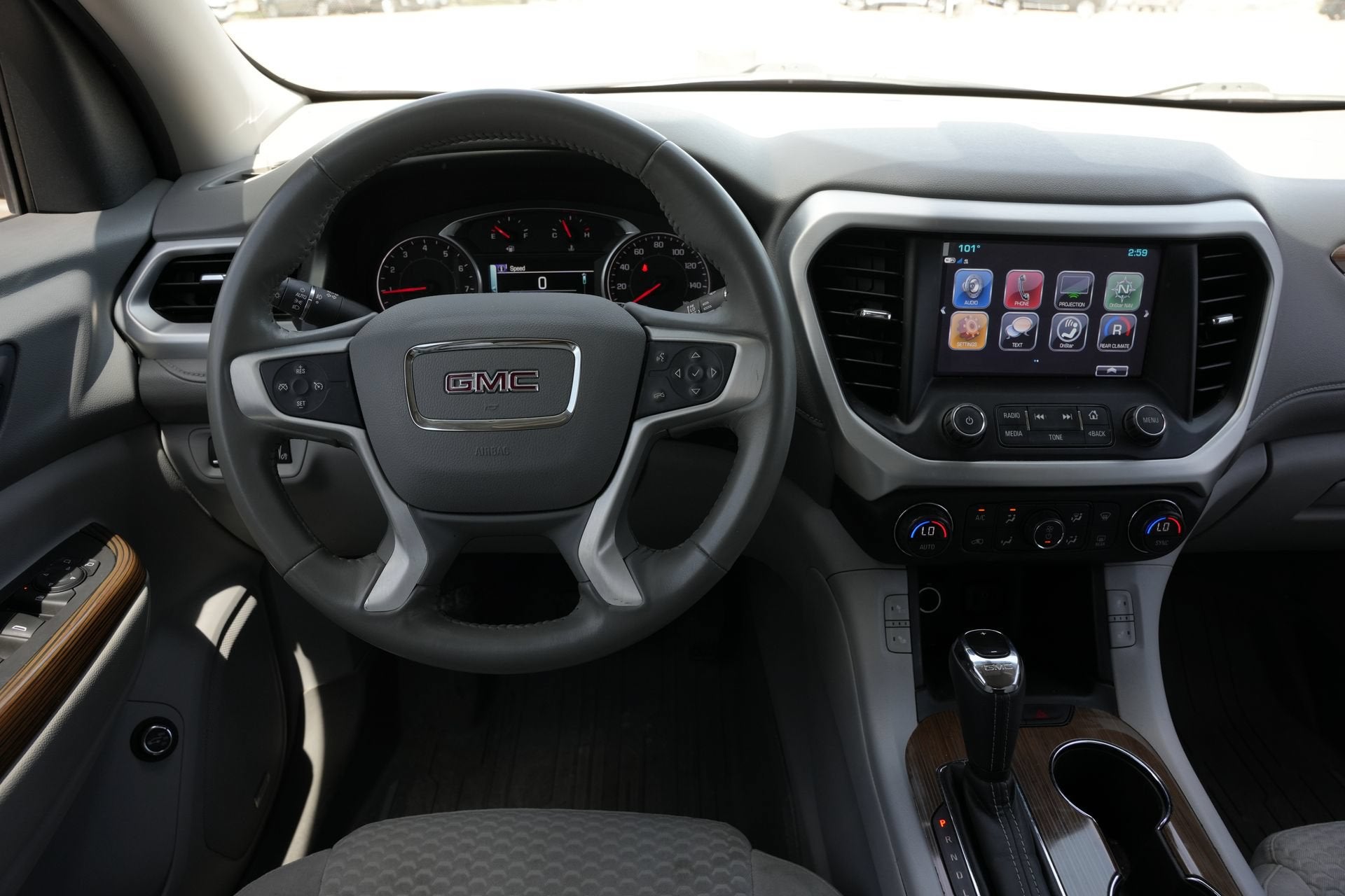 2018 GMC Acadia SLE