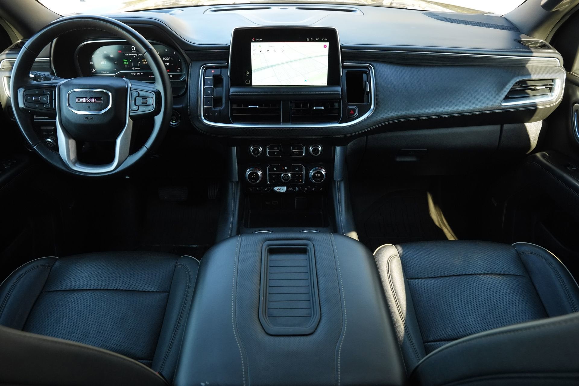 2023 GMC Yukon XL SLT