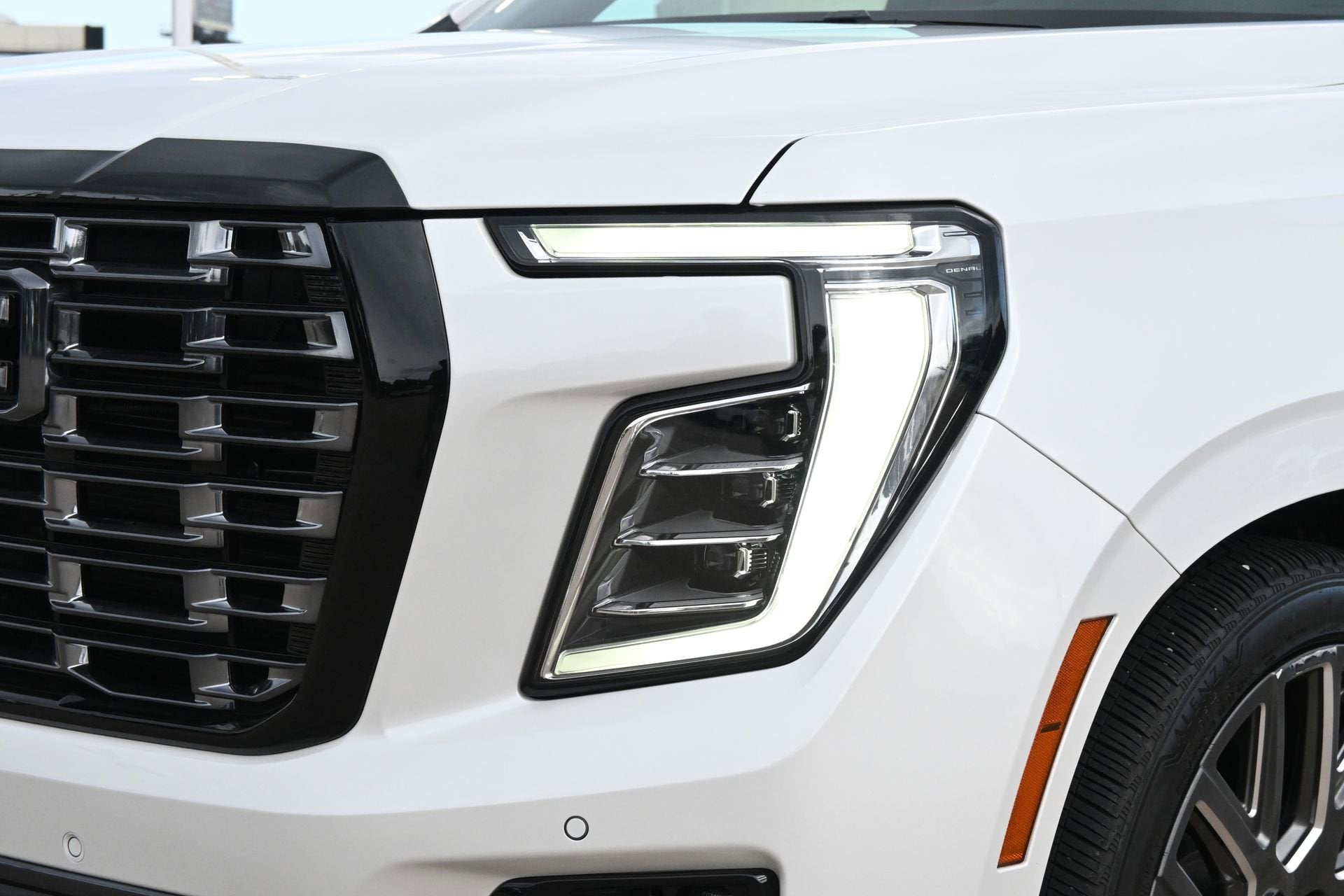 2025 GMC Yukon Denali Ultimate