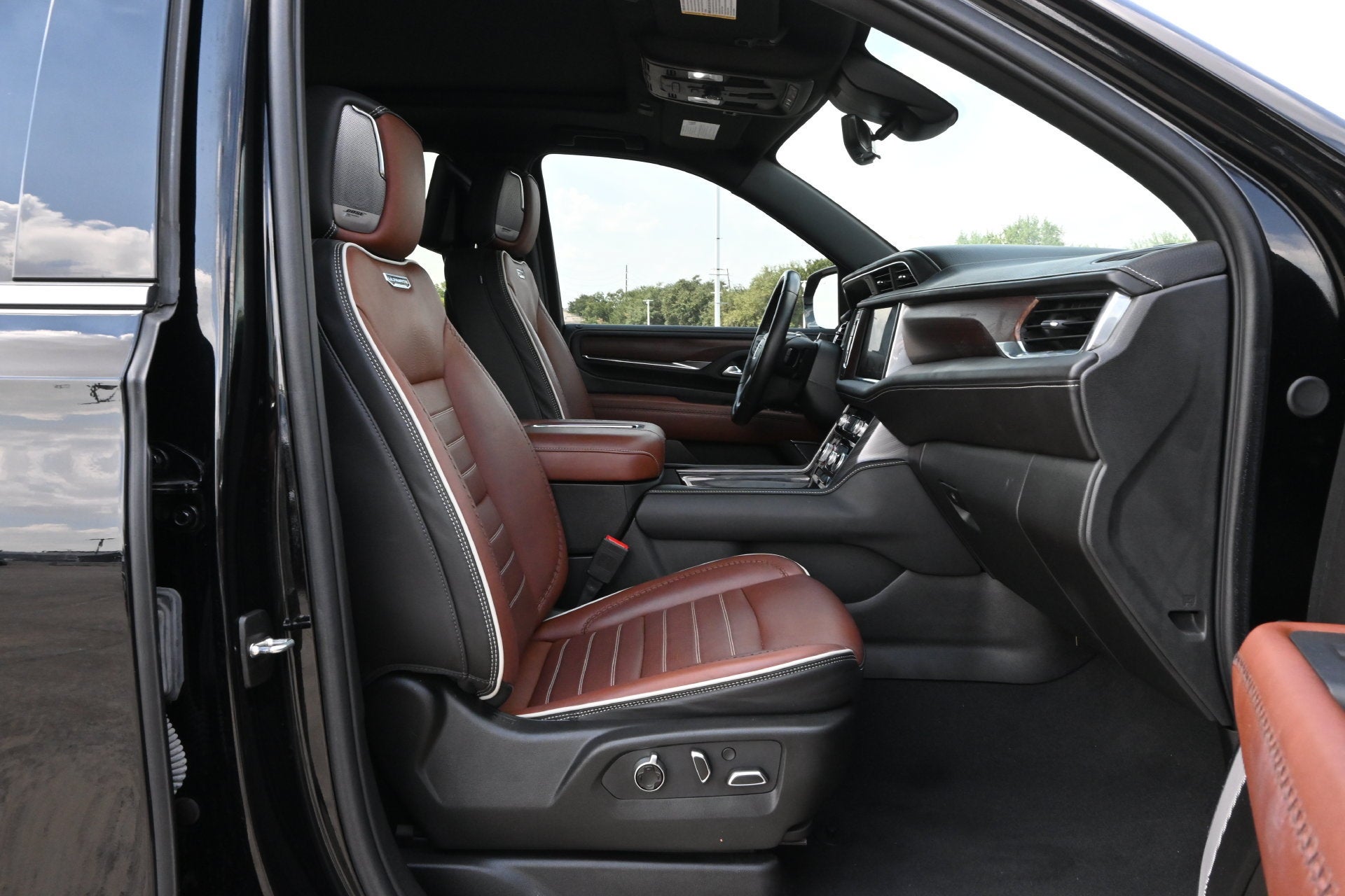 2024 GMC Yukon XL Denali Ultimate