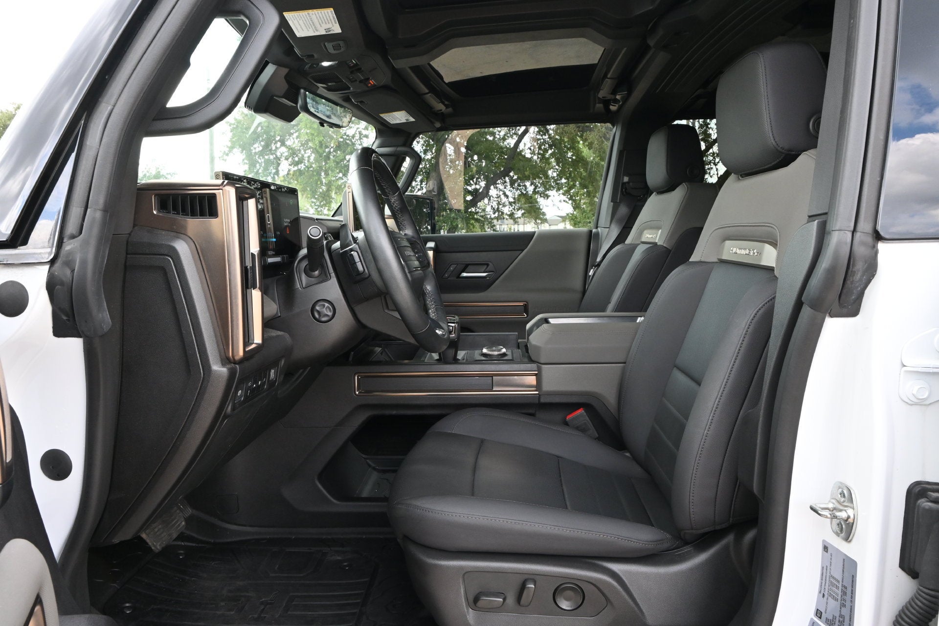 2025 GMC HUMMER EV SUV 2X