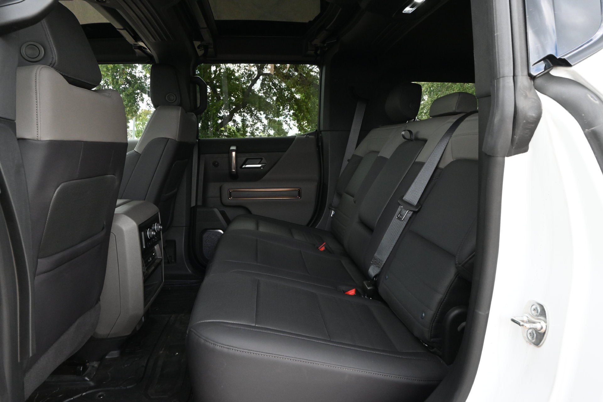 2025 GMC HUMMER EV SUV 2X