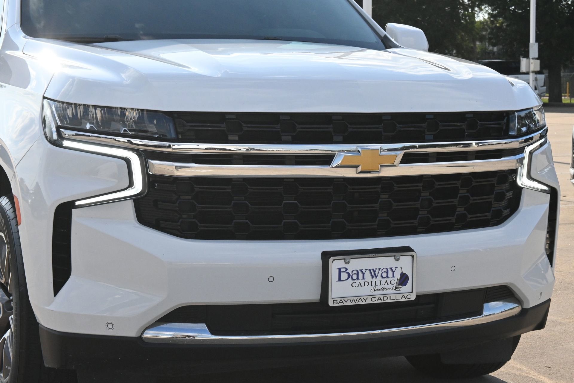 2023 Chevrolet Suburban LS