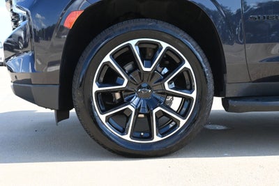 2022 Chevrolet Suburban RST