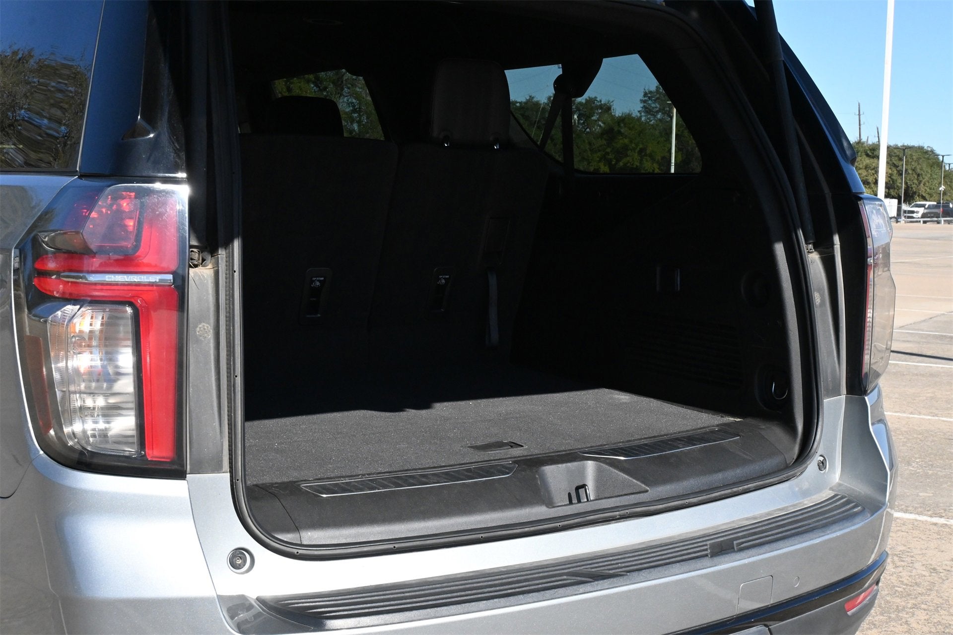 2024 Chevrolet Suburban RST