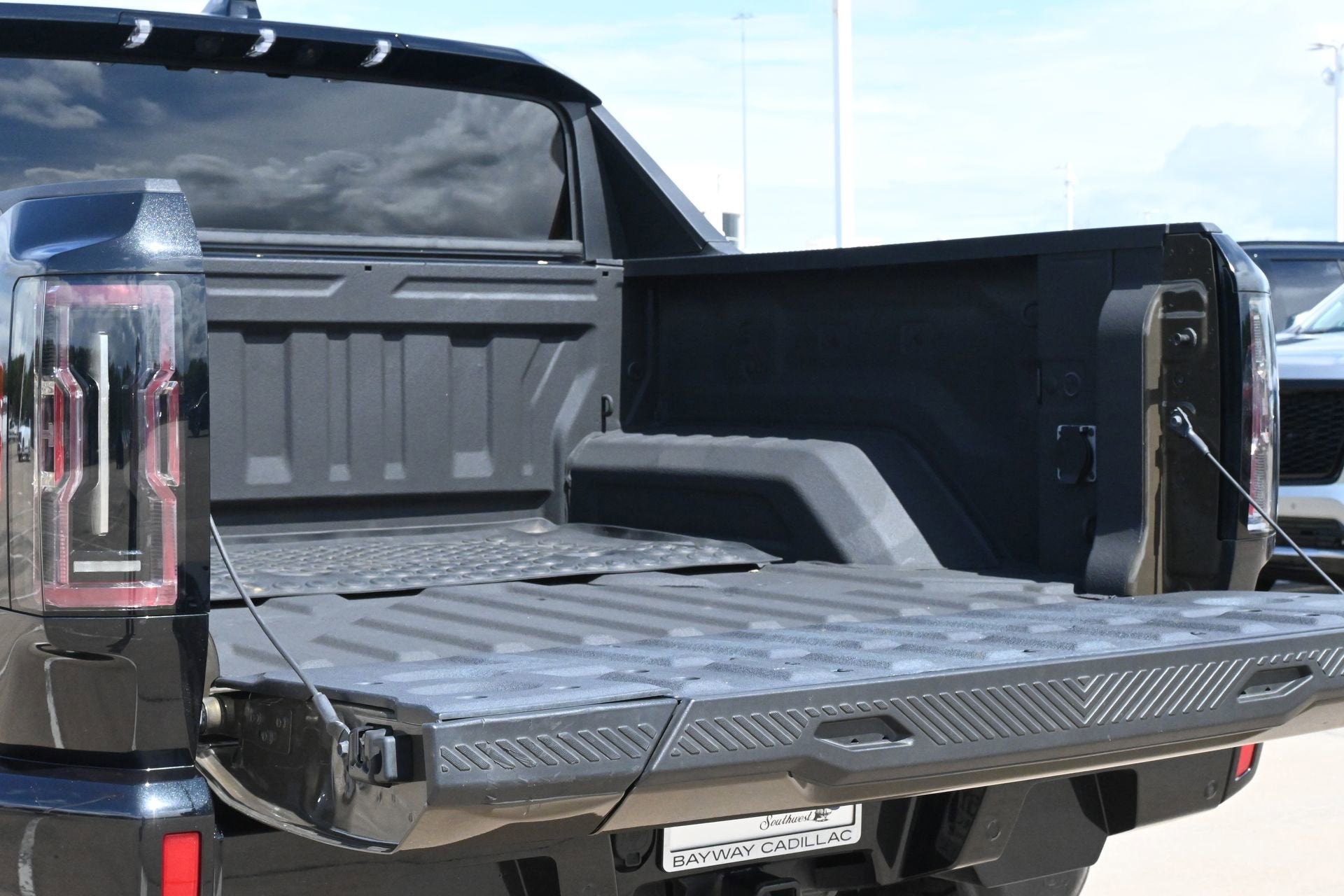 2025 GMC HUMMER EV Pickup 2X