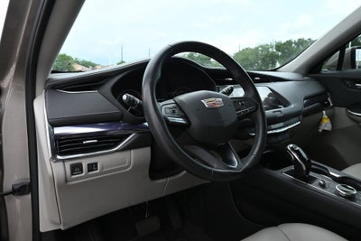 2023 Cadillac XT4 Luxury