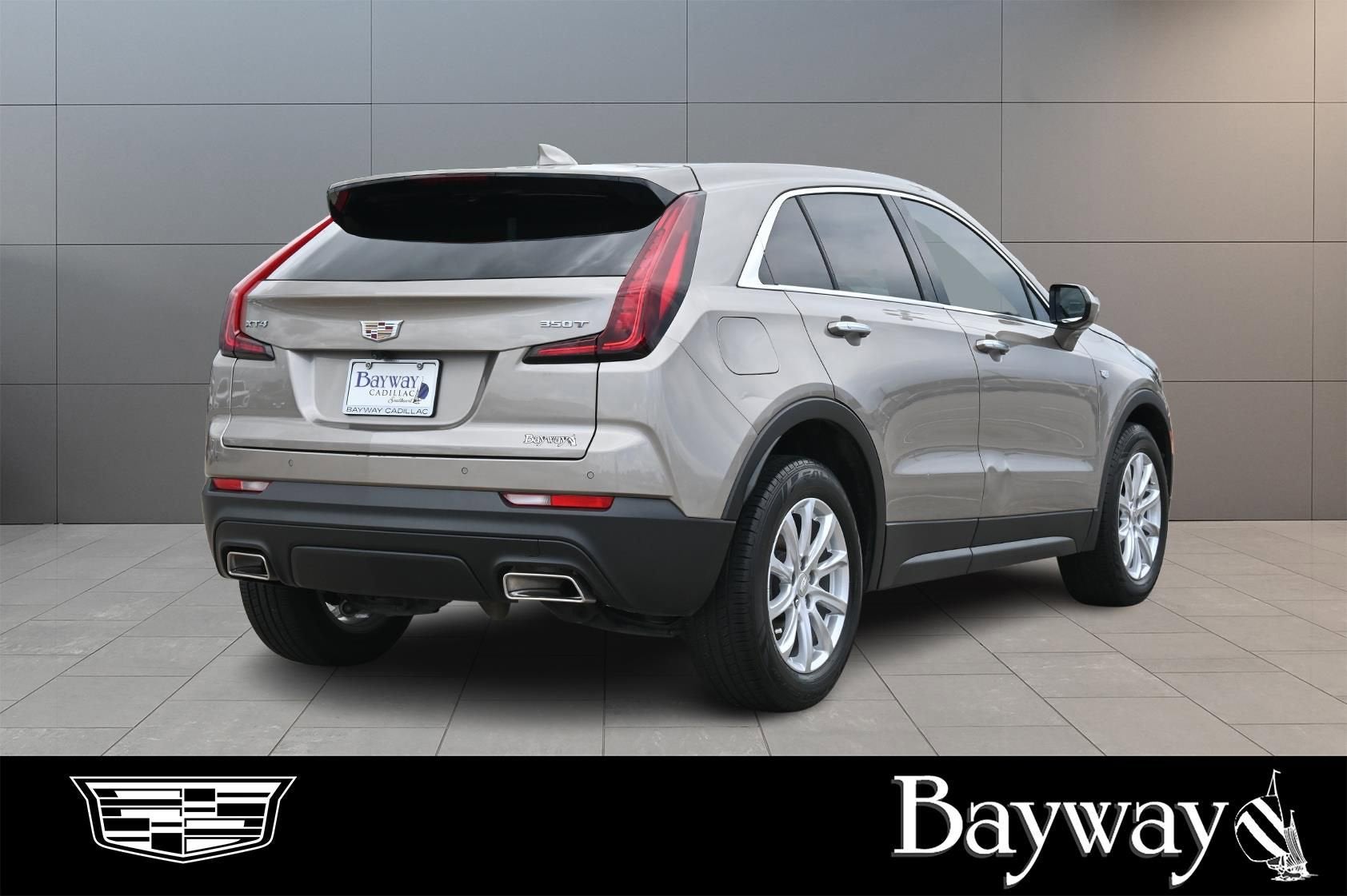 2023 Cadillac XT4 Luxury