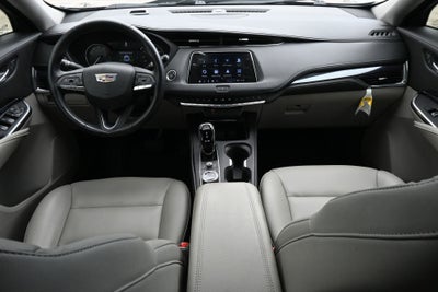 2023 Cadillac XT4 Luxury