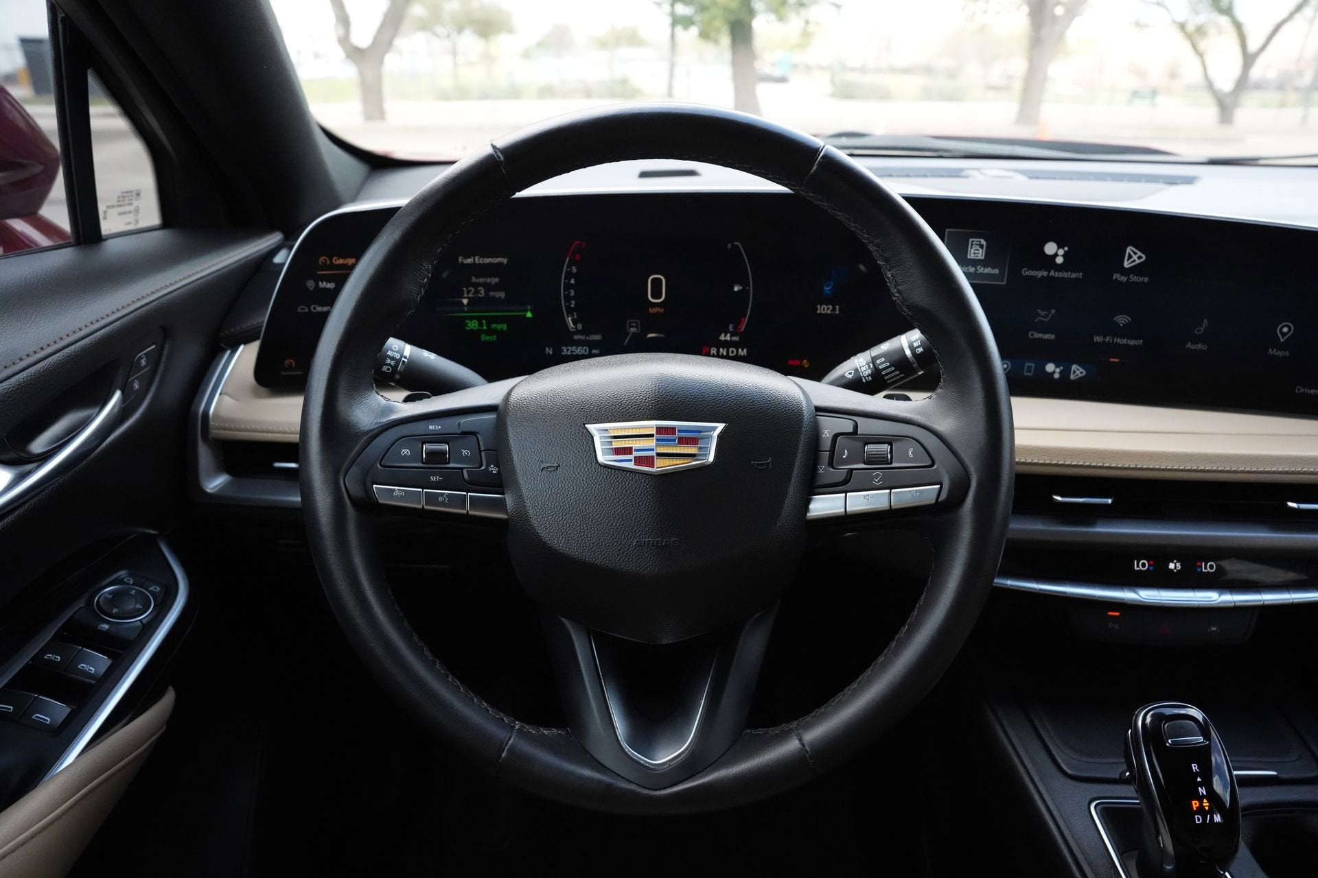 2024 Cadillac XT4 Luxury