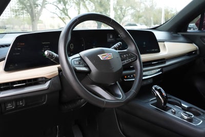 2024 Cadillac XT4 Luxury