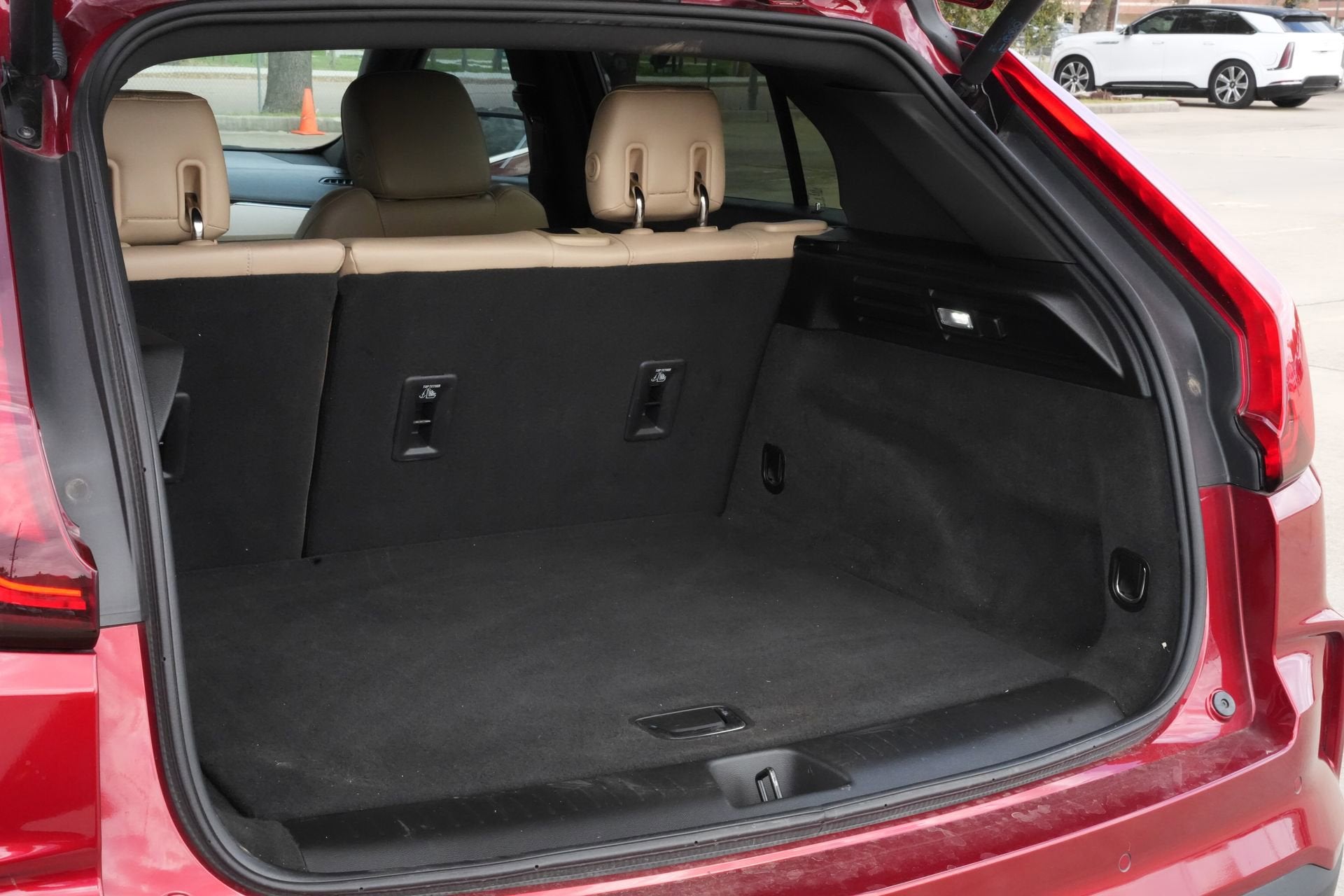 2024 Cadillac XT4 Luxury