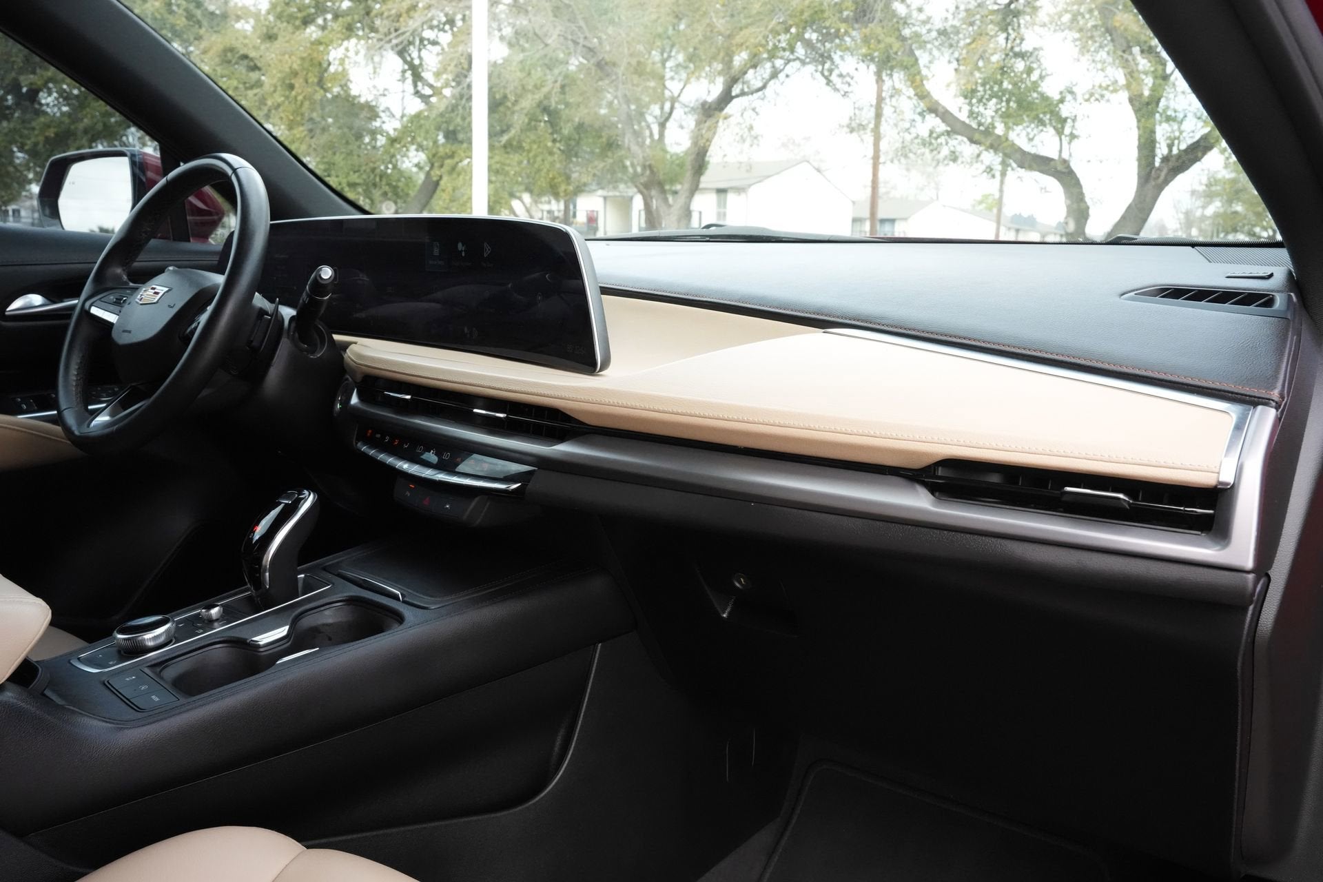 2024 Cadillac XT4 Luxury