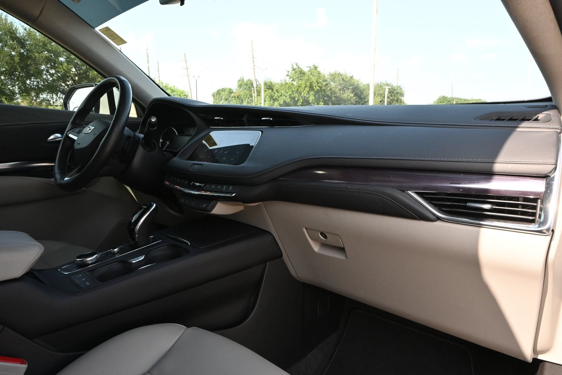 2023 Cadillac XT4 FWD Luxury