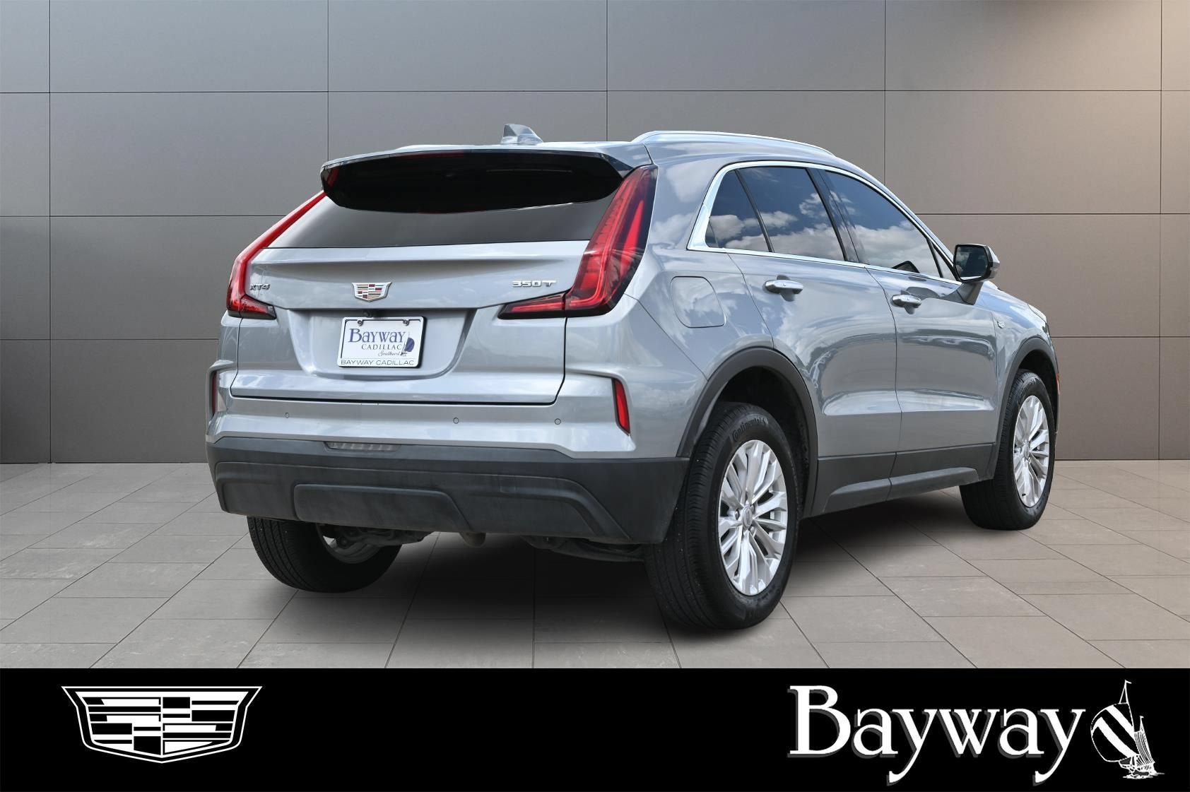 2024 Cadillac XT4 Luxury