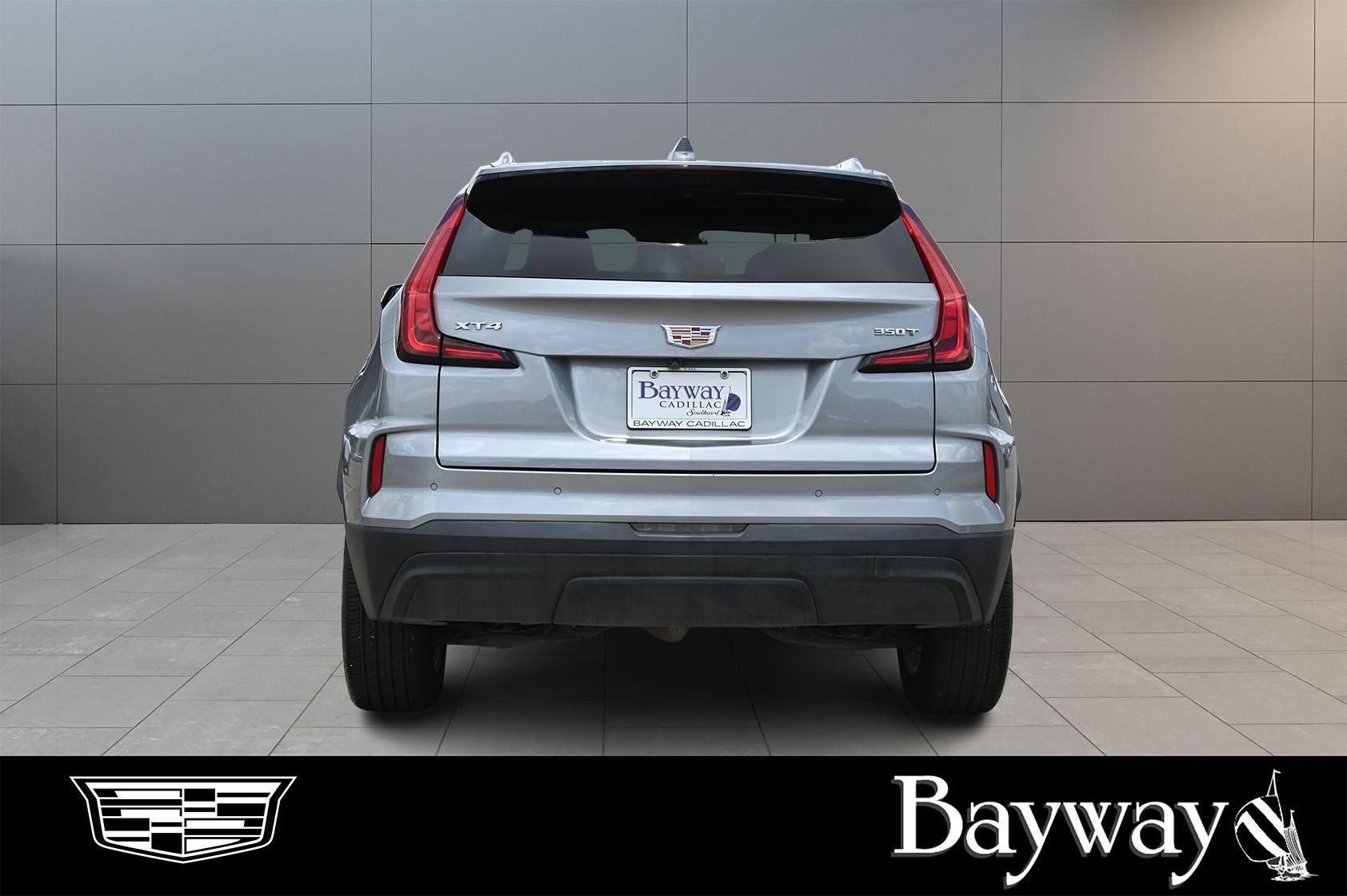 2024 Cadillac XT4 Luxury