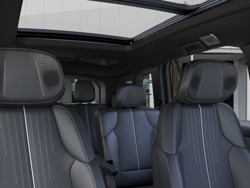 2026 Cadillac VISTIQ Luxury