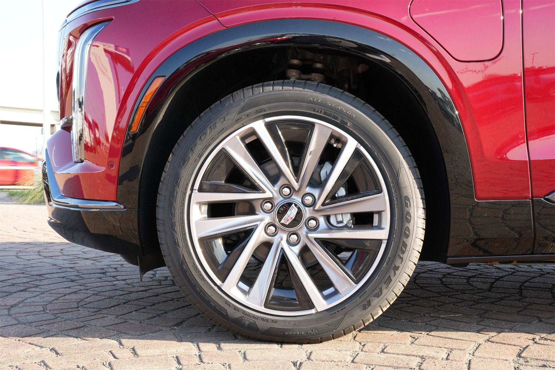 2026 Cadillac VISTIQ Sport