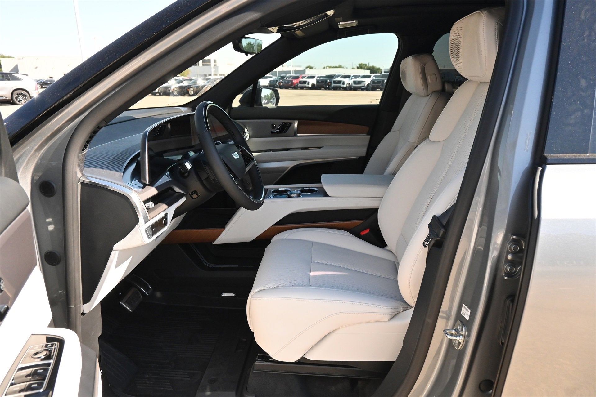 2026 Cadillac VISTIQ Sport