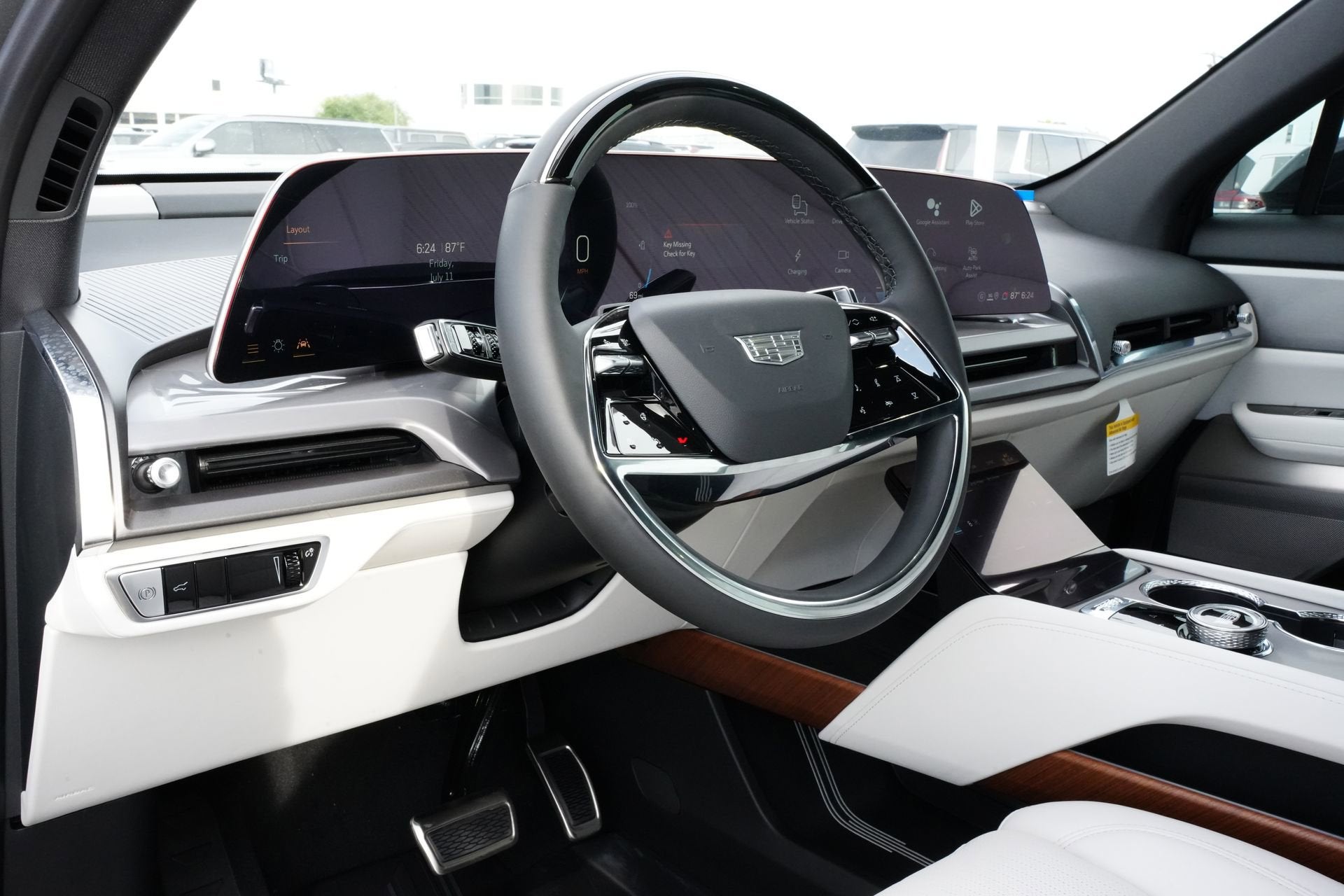 2026 Cadillac VISTIQ Sport