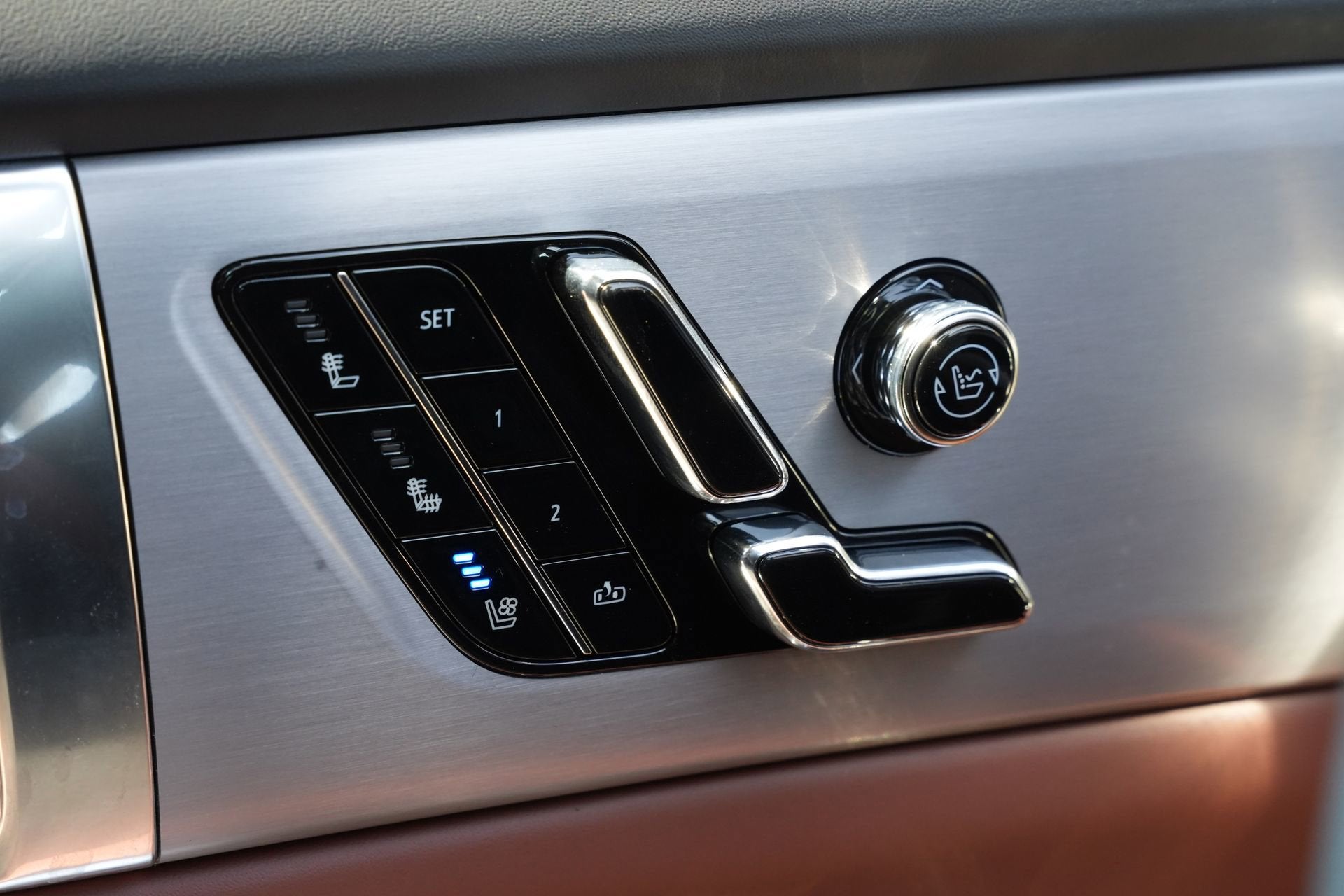 2026 Cadillac VISTIQ Platinum