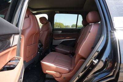 2026 Cadillac VISTIQ Platinum