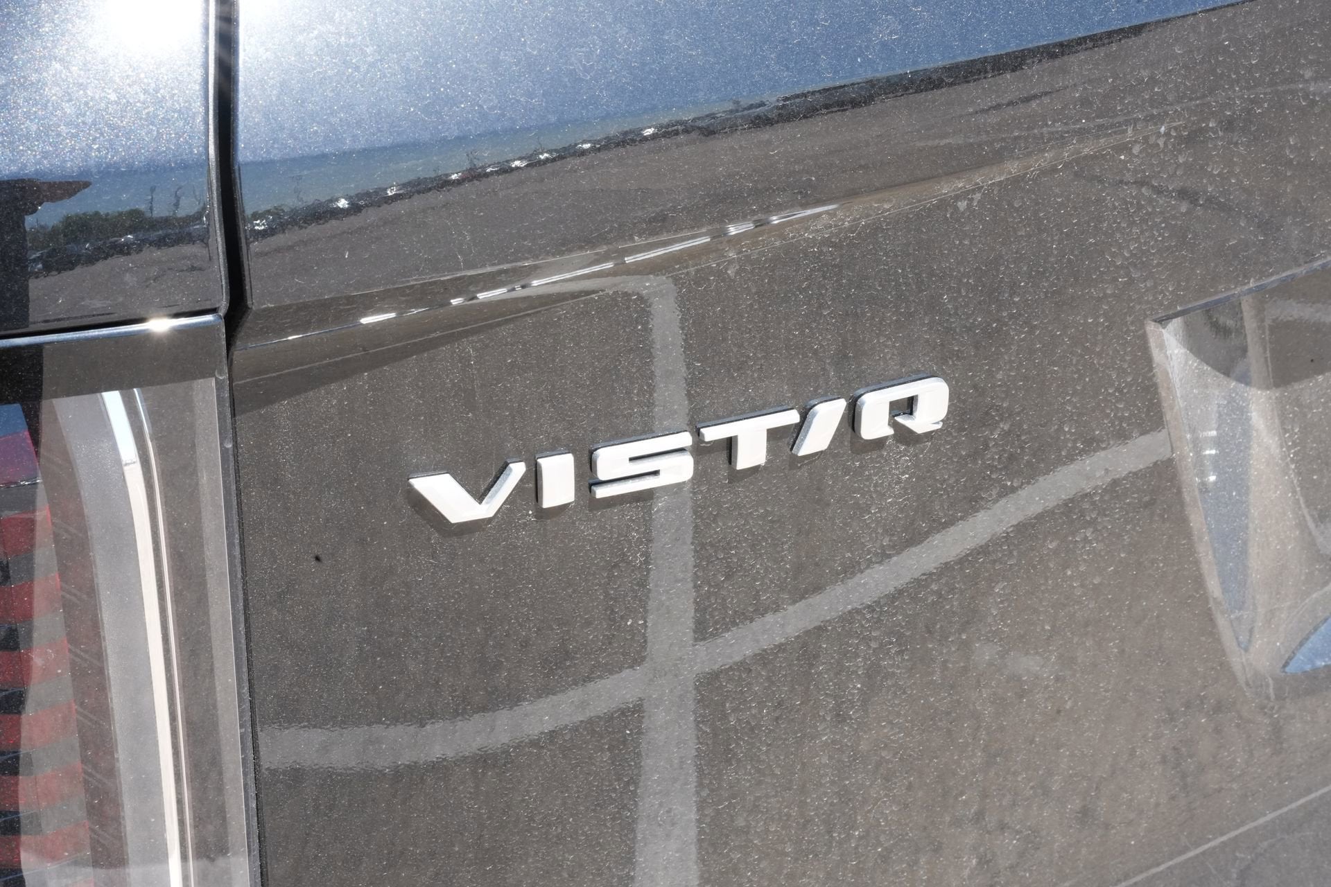 2026 Cadillac VISTIQ Platinum