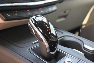 2022 Cadillac XT4 Premium Luxury