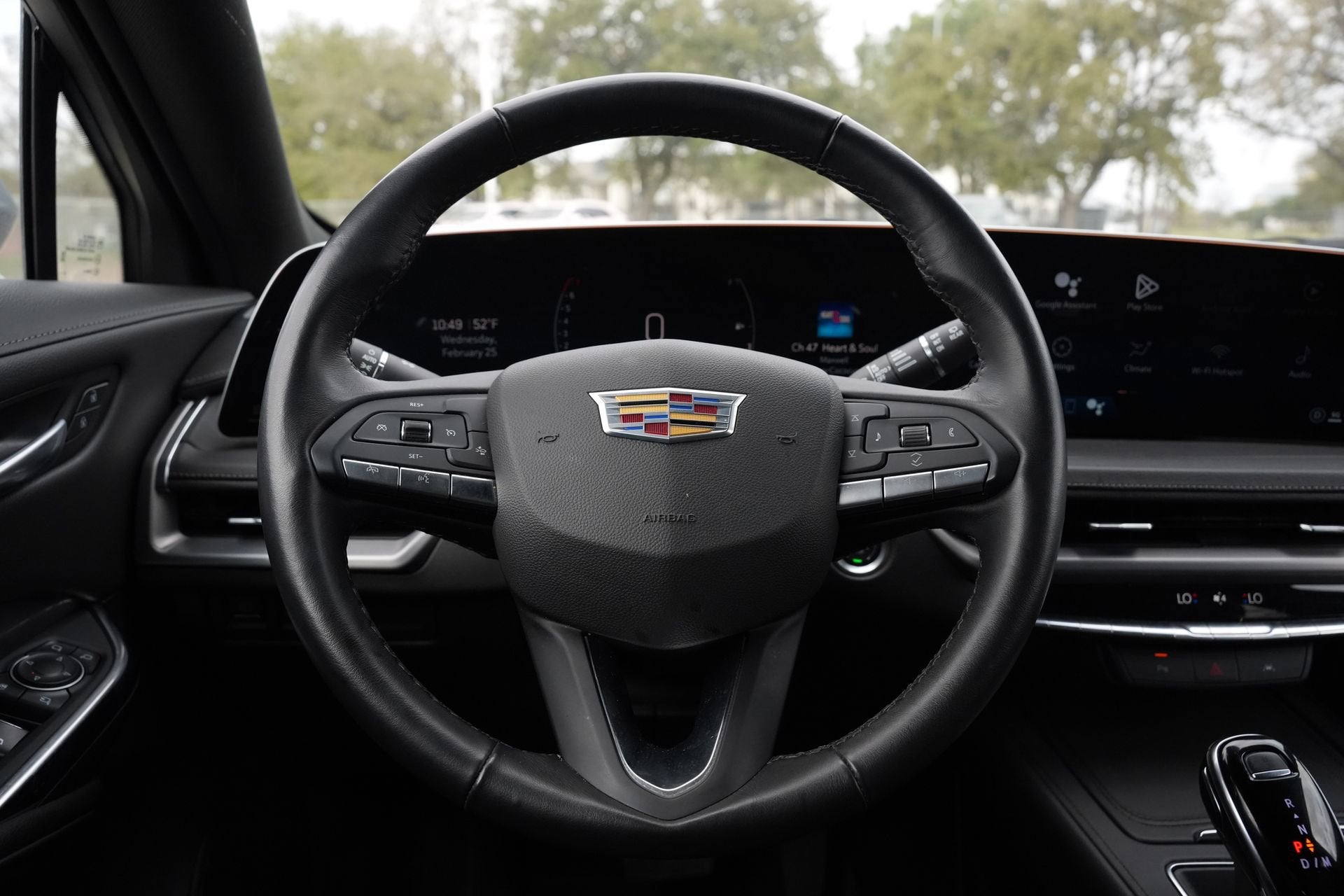 2025 Cadillac XT4 Premium Luxury
