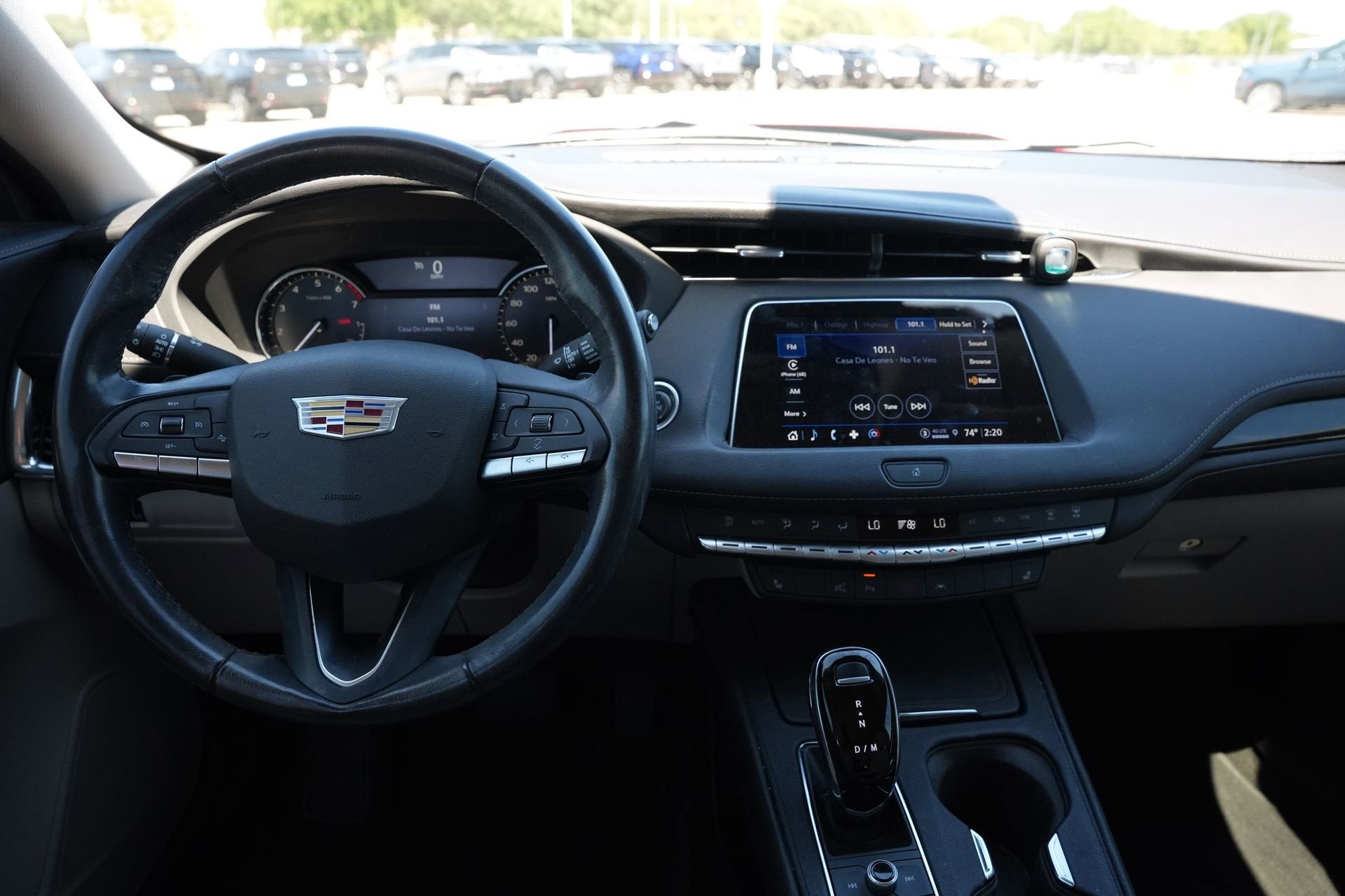 2022 Cadillac XT4 Premium Luxury