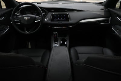 2022 Cadillac XT4 Premium Luxury