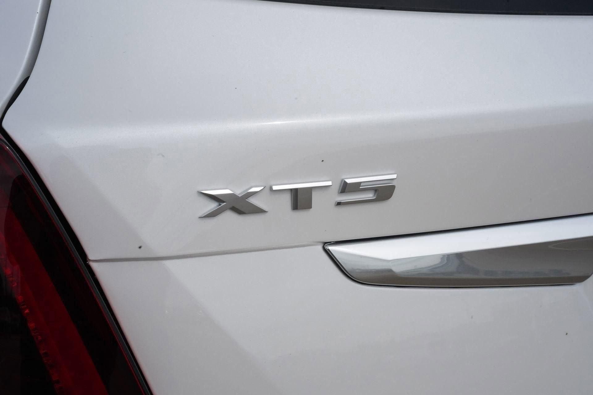 2026 Cadillac XT5 Luxury