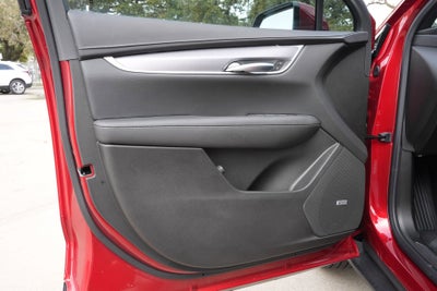 2026 Cadillac XT5 Luxury