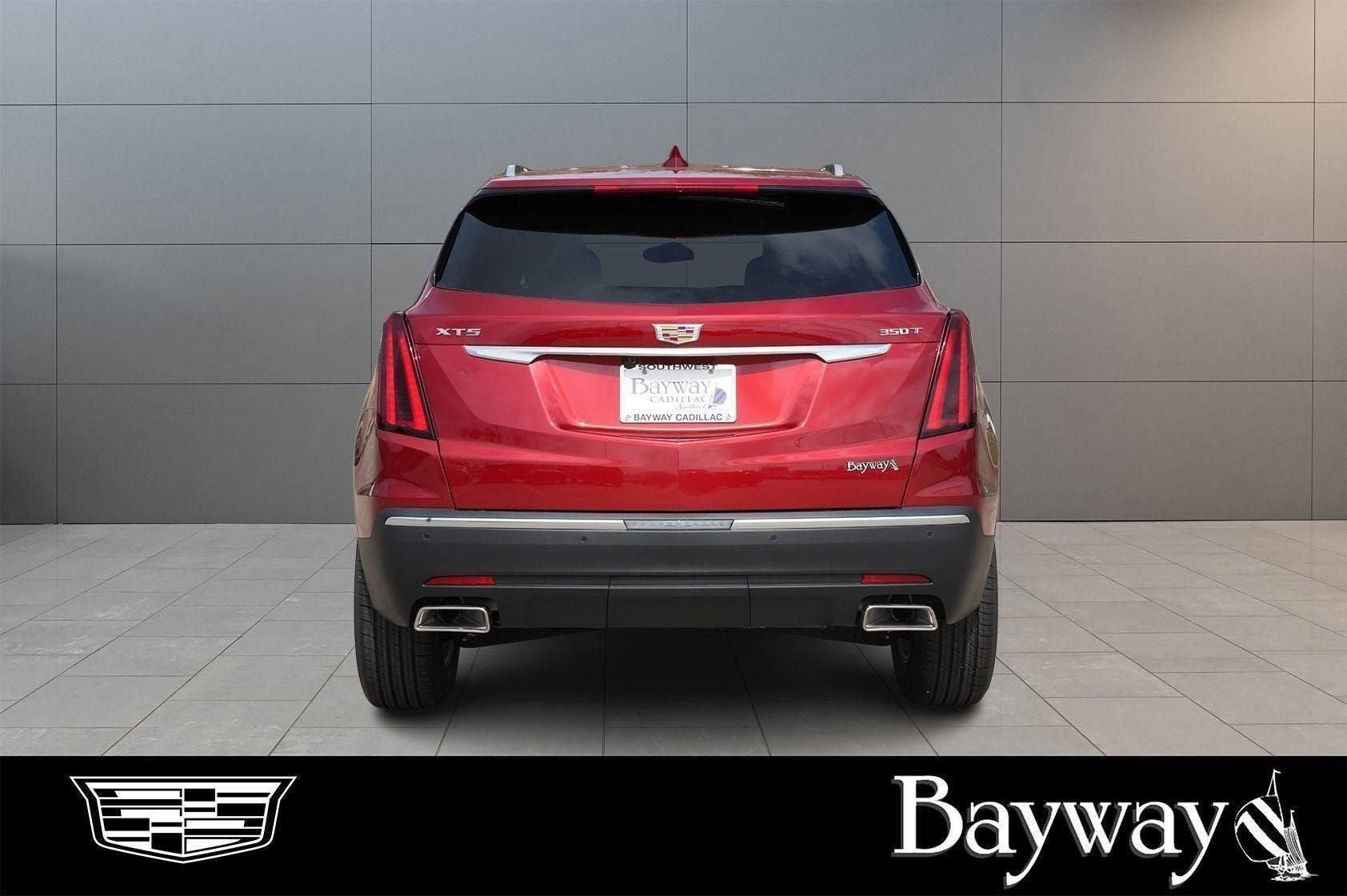 2026 Cadillac XT5 Luxury