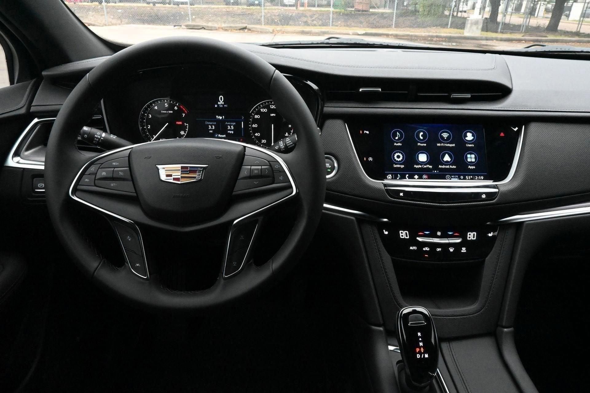 2026 Cadillac XT5 Luxury