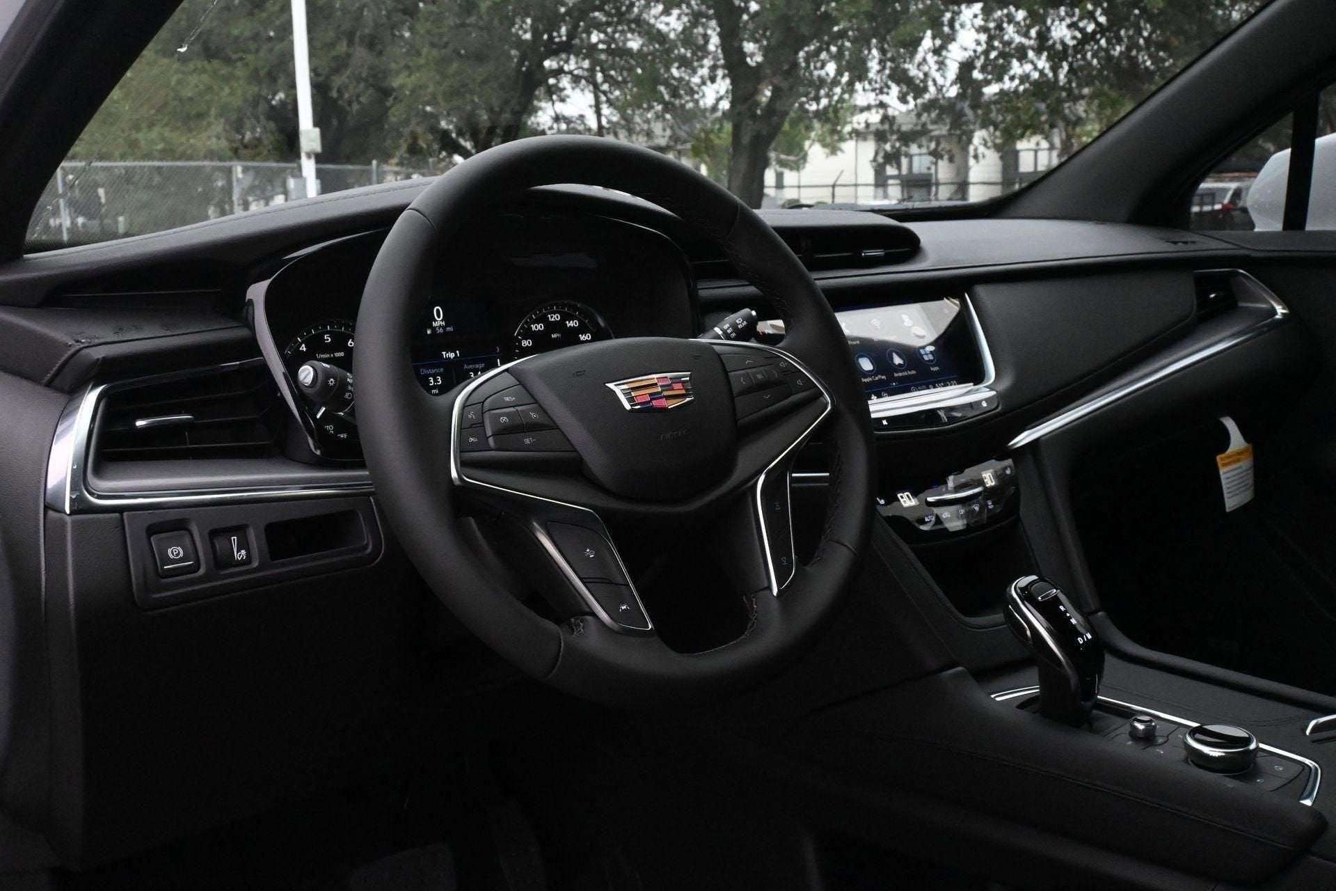 2026 Cadillac XT5 Luxury