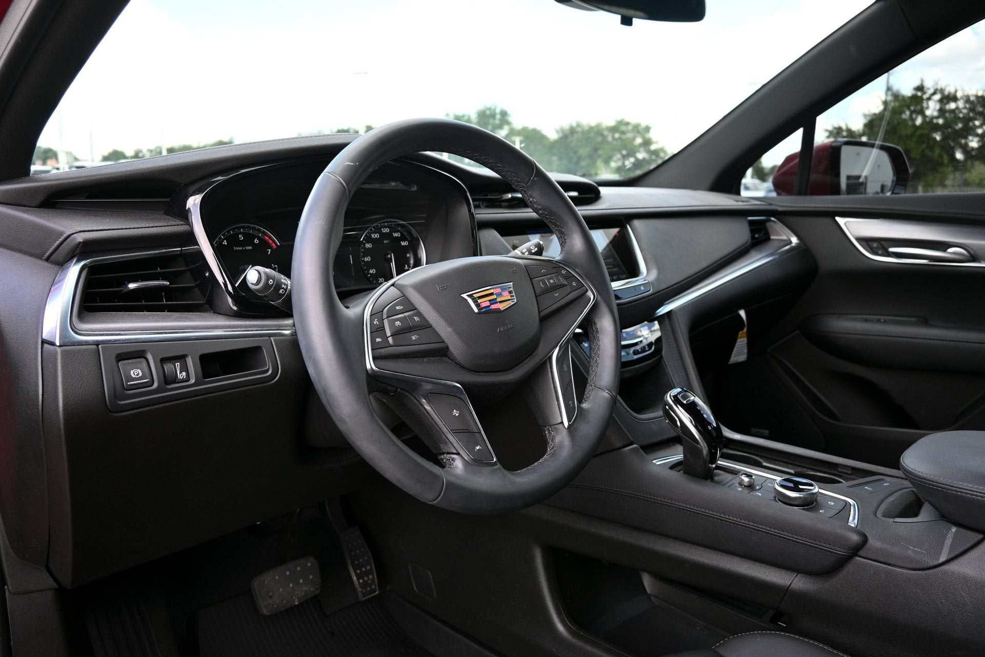 2025 Cadillac XT5 Luxury
