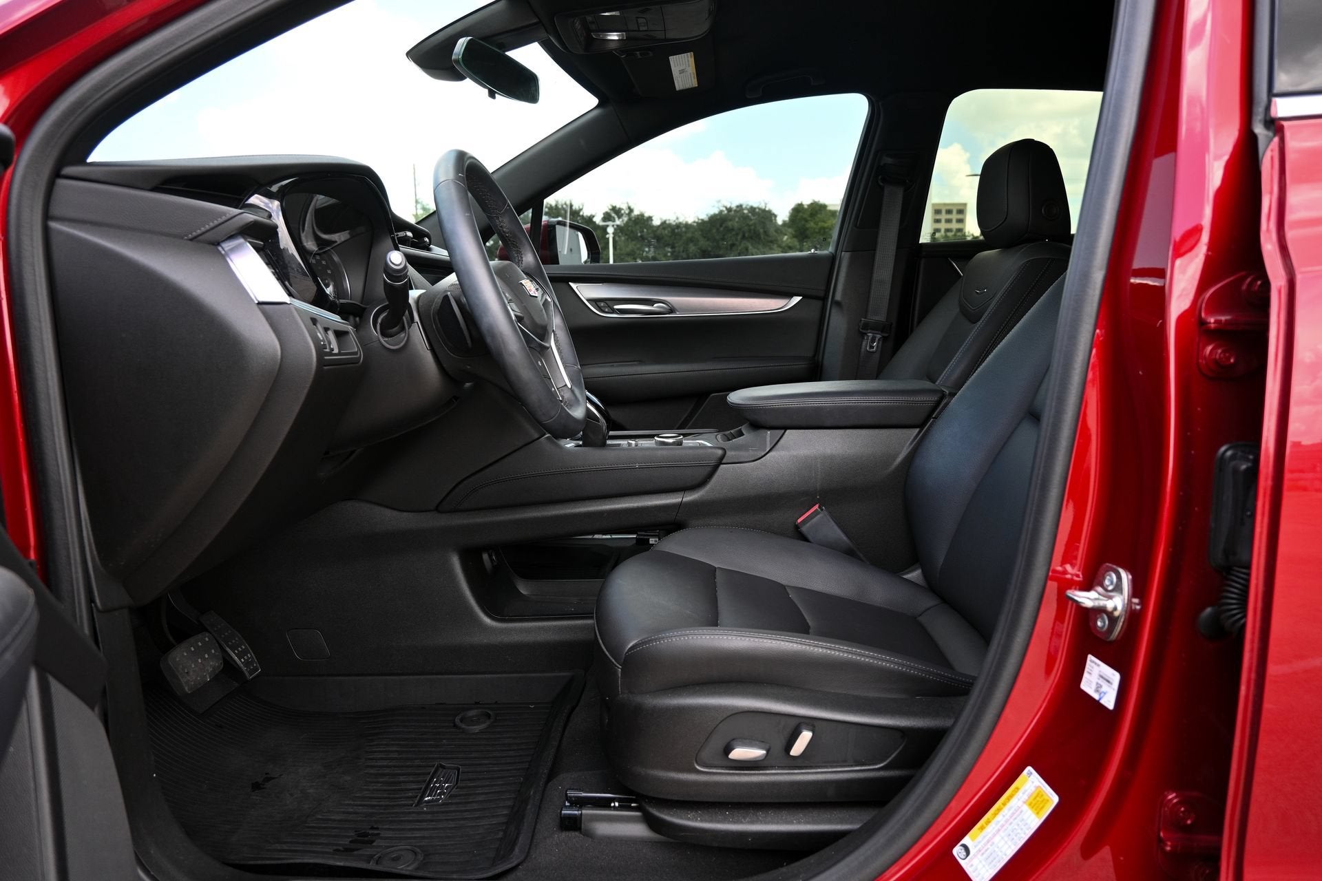 2025 Cadillac XT5 Luxury
