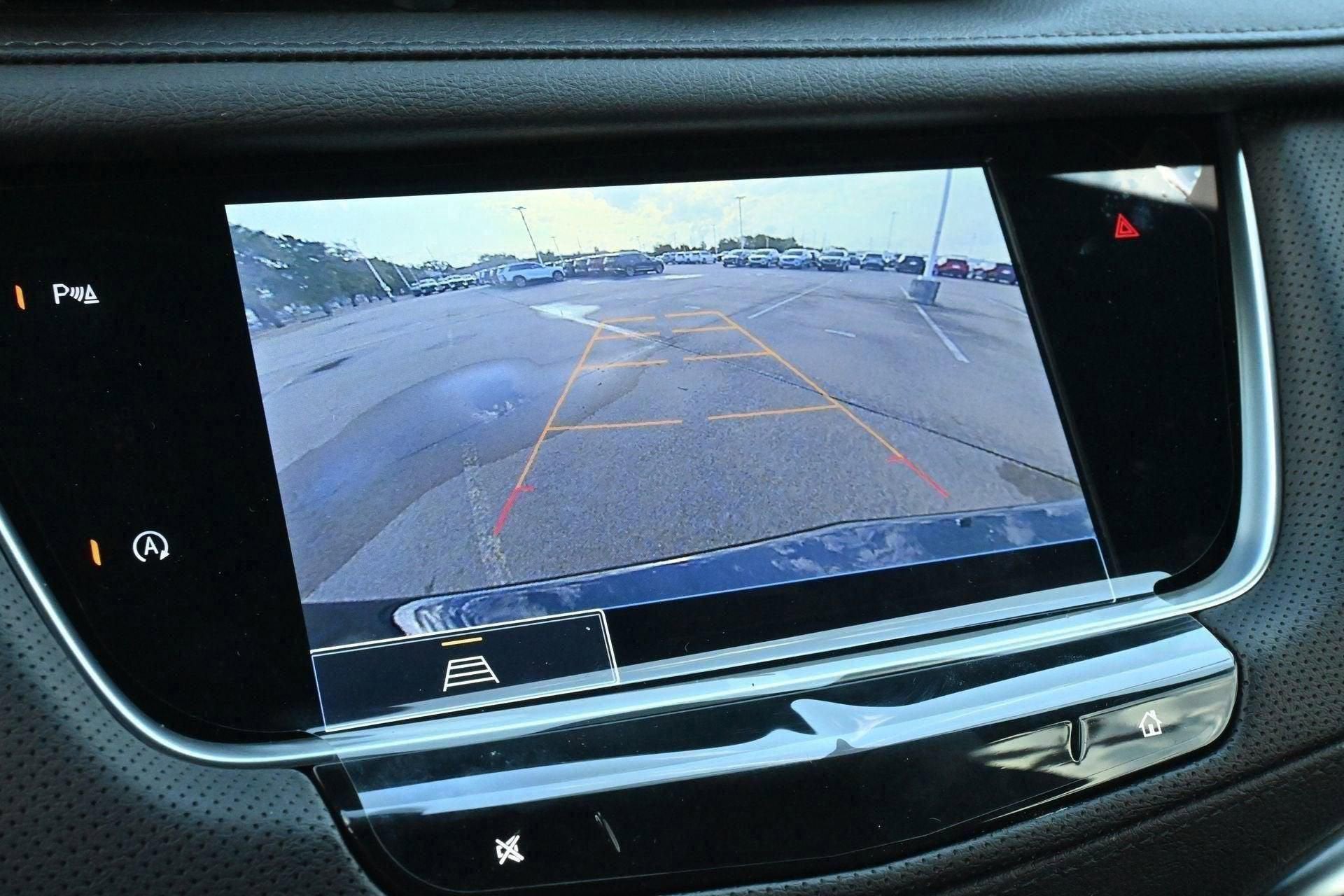 2026 Cadillac XT5 Luxury