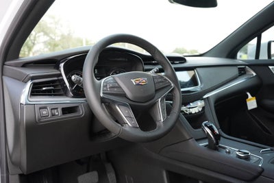 2026 Cadillac XT5 Luxury