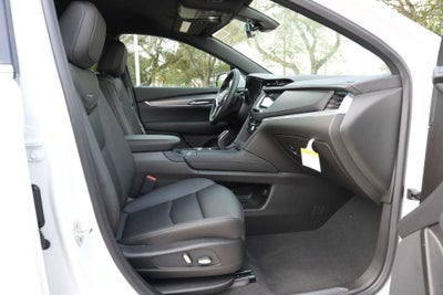 2026 Cadillac XT5 Luxury