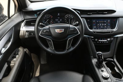 2025 Cadillac XT5 Luxury