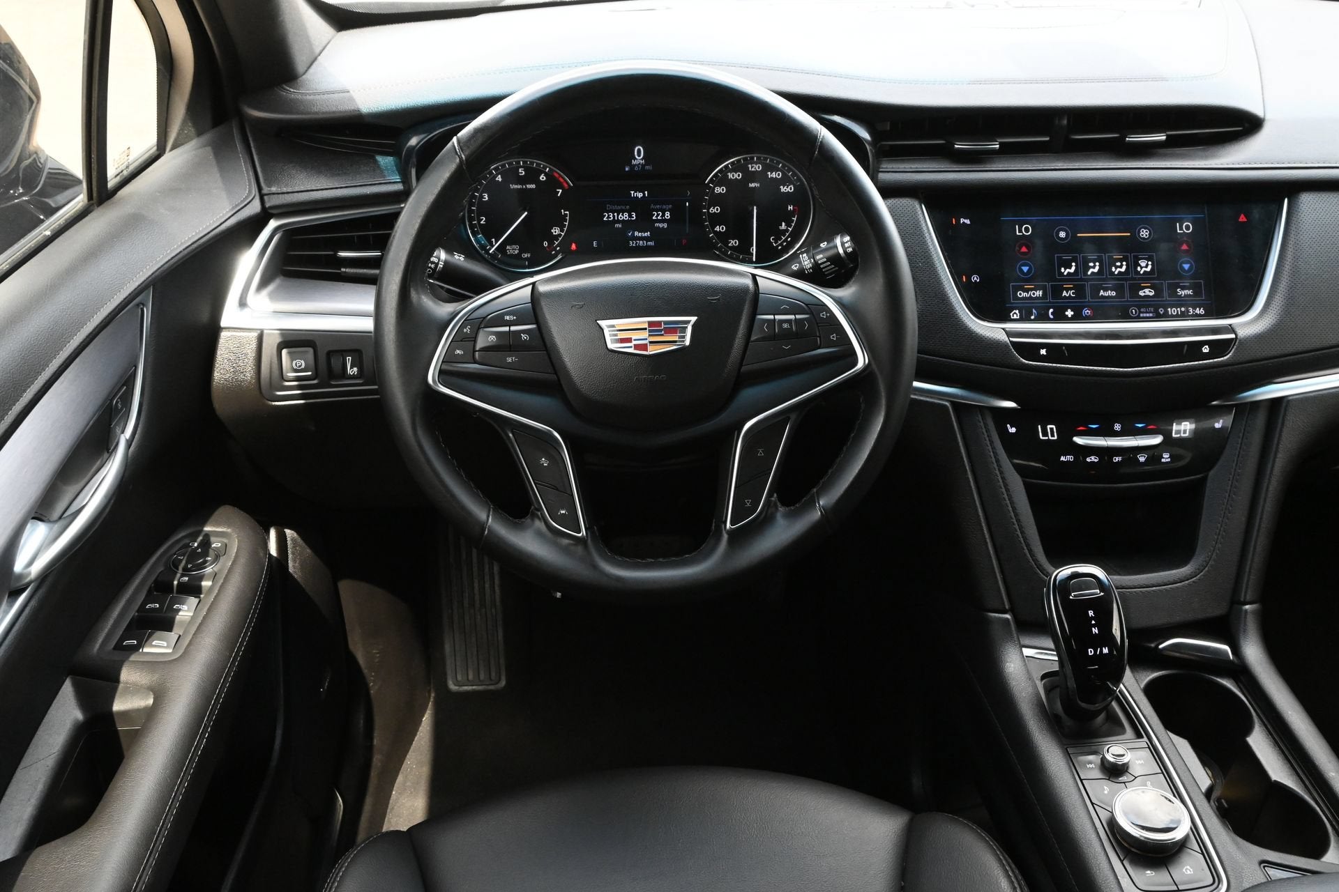 2025 Cadillac XT5 Luxury