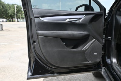 2025 Cadillac XT5 Luxury