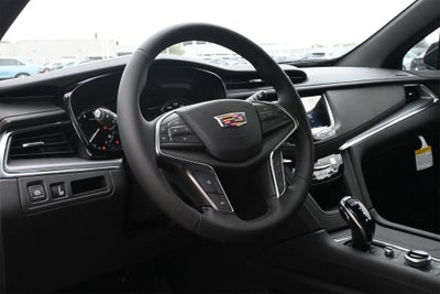 2026 Cadillac XT5 Luxury