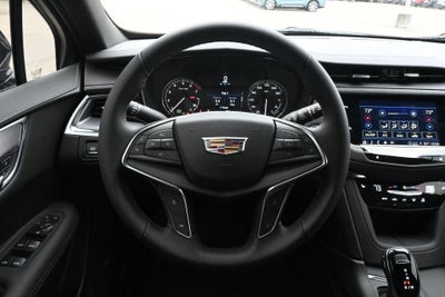 2026 Cadillac XT5 Luxury