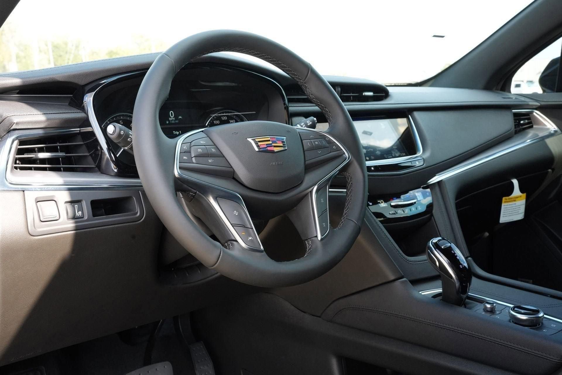 2026 Cadillac XT5 Luxury