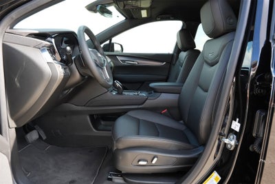 2026 Cadillac XT5 Luxury