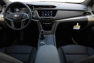 2026 Cadillac XT5 Luxury