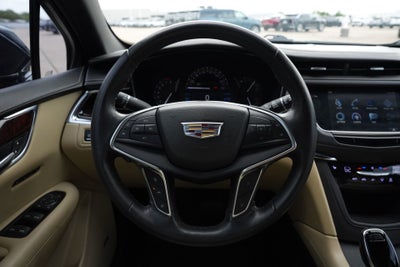 2017 Cadillac XT5 Luxury FWD